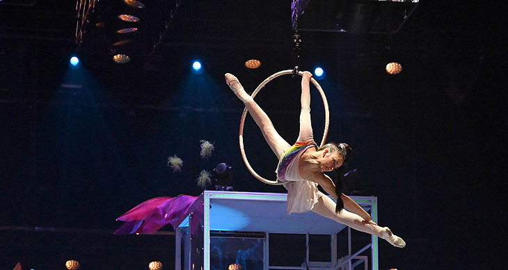 Holiday on Ice Show „Horizons“ - noch bis am 05.01.2025 in der Olympiahalle (©Foto:  Ingrid Grossmann)